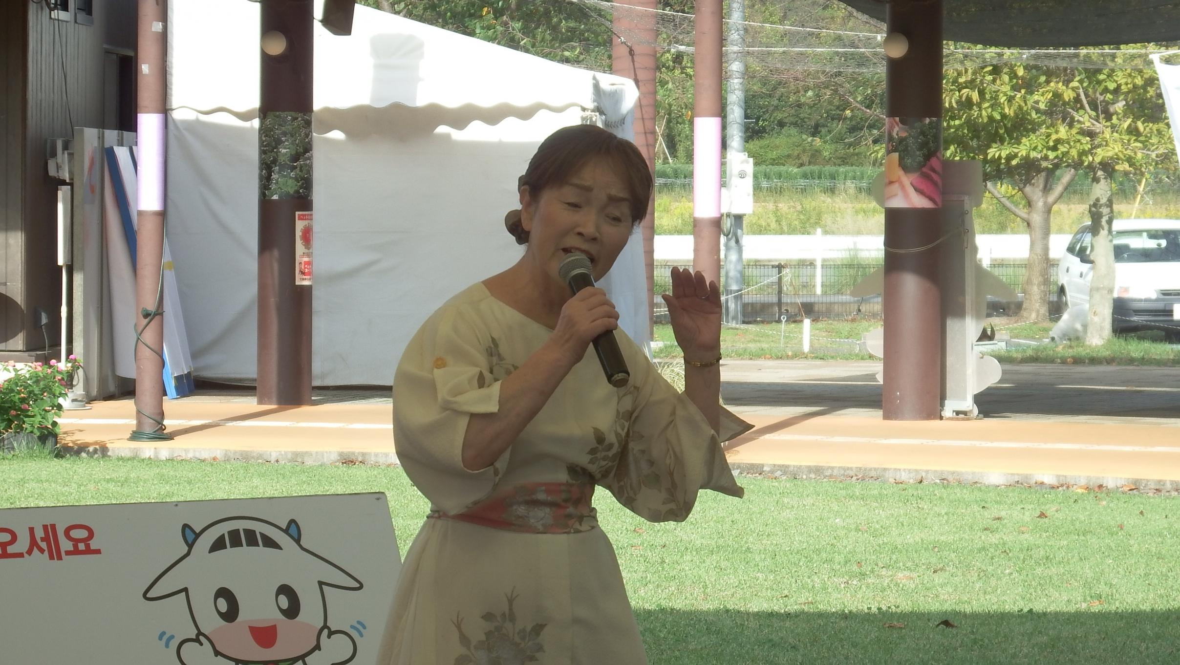 カラオケ楽園出演者写真22