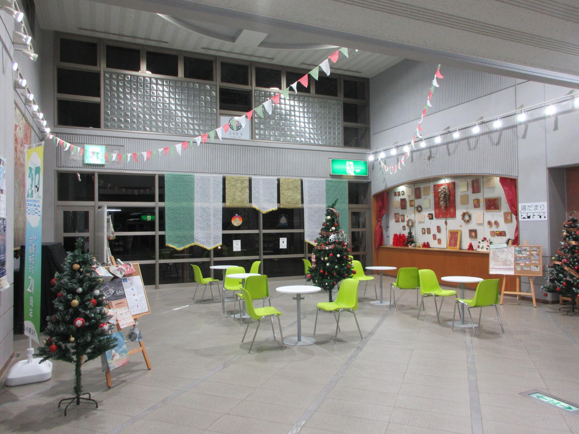 展示ホール全体の様子 展示ホール全体の様子