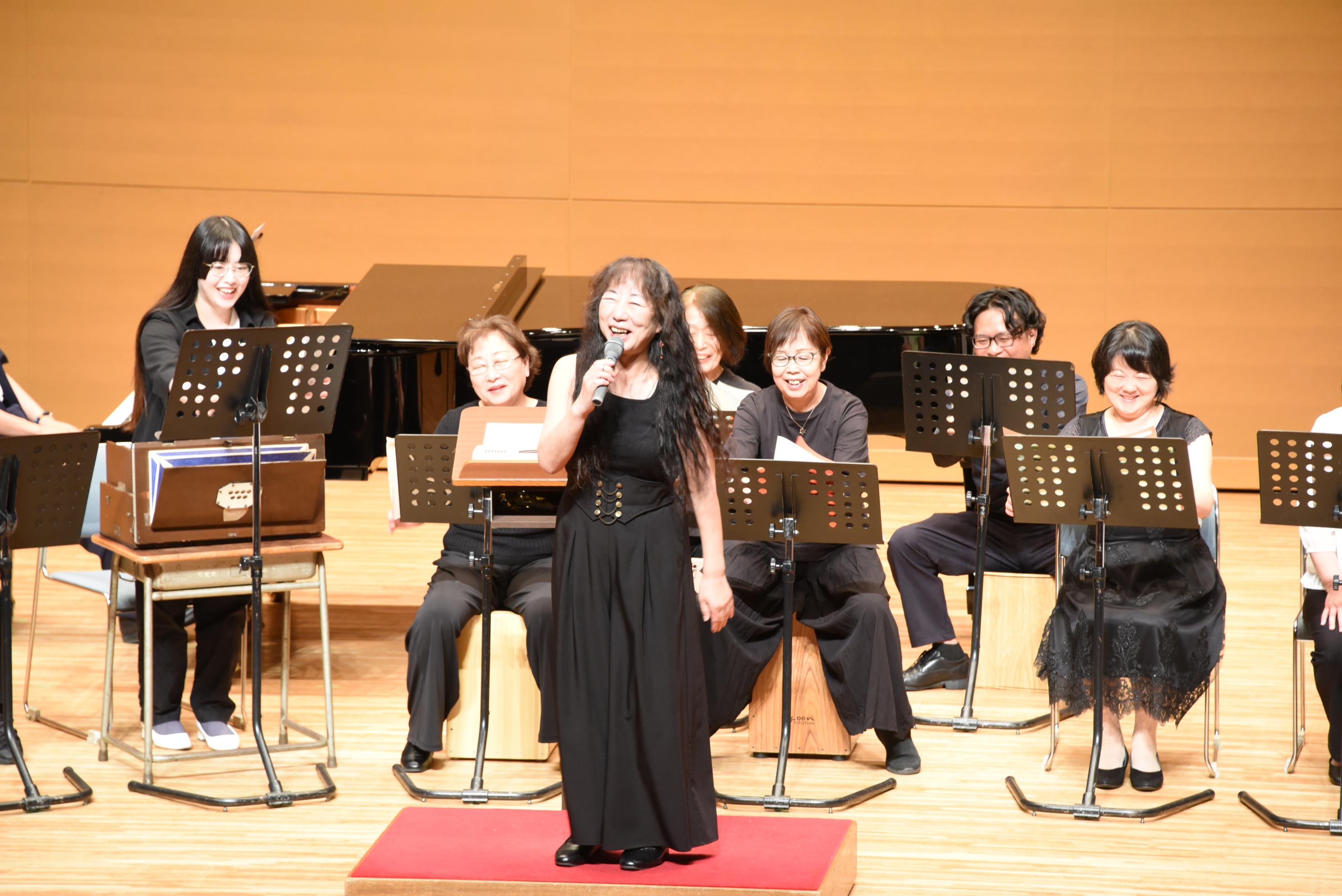 演奏をしている様子